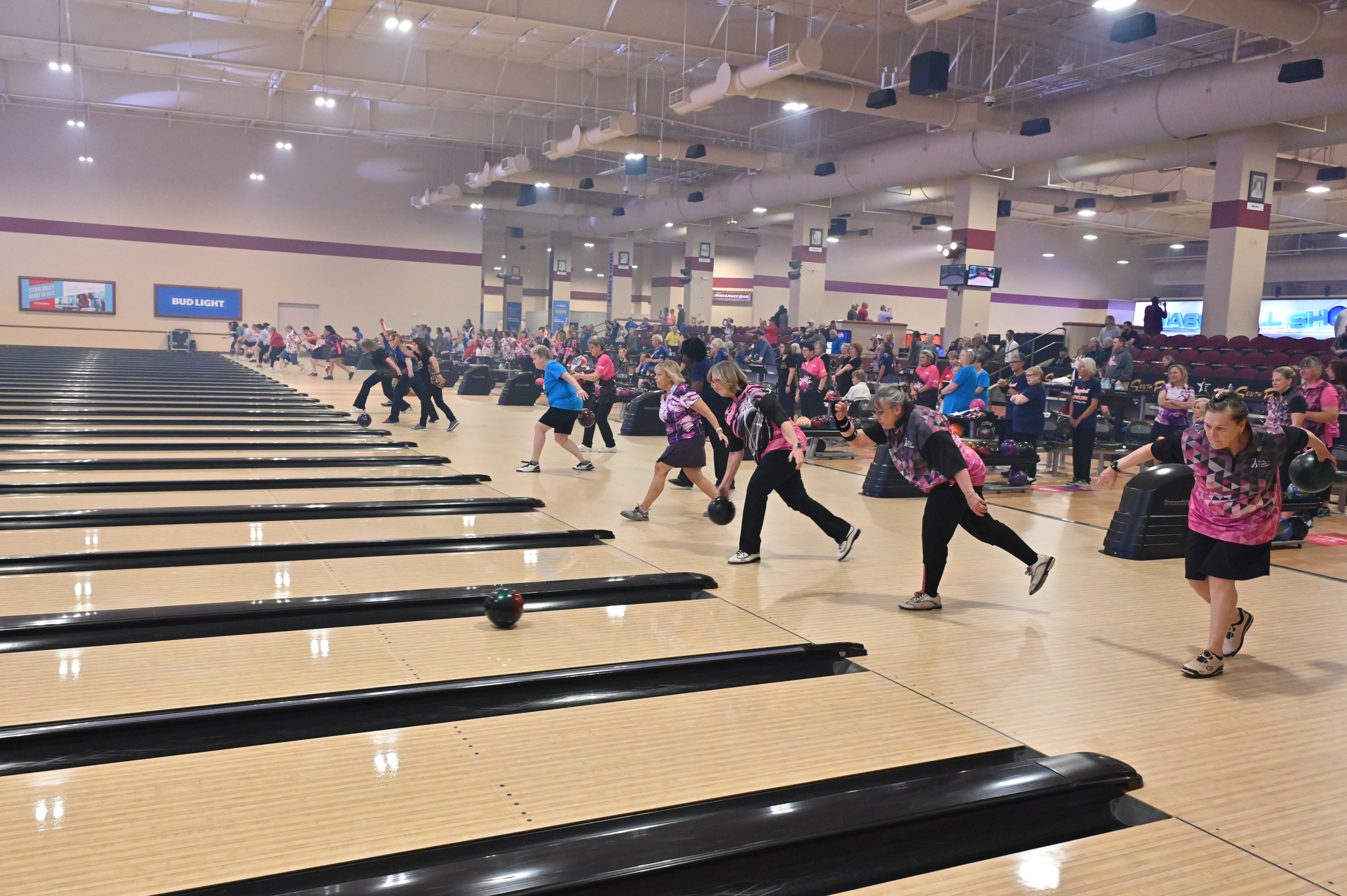 South Point Bowling Plaza